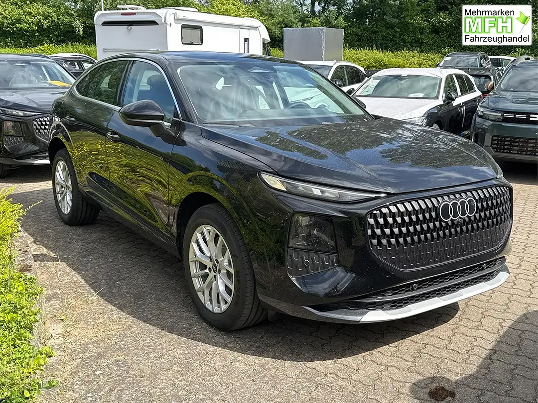 Audi Q3 - Thumbnail 4