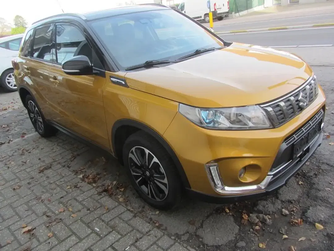 Suzuki Vitara - Thumbnail 3