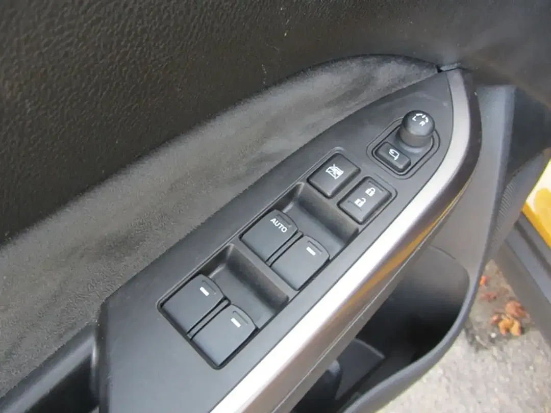 Suzuki Vitara - Thumbnail 7