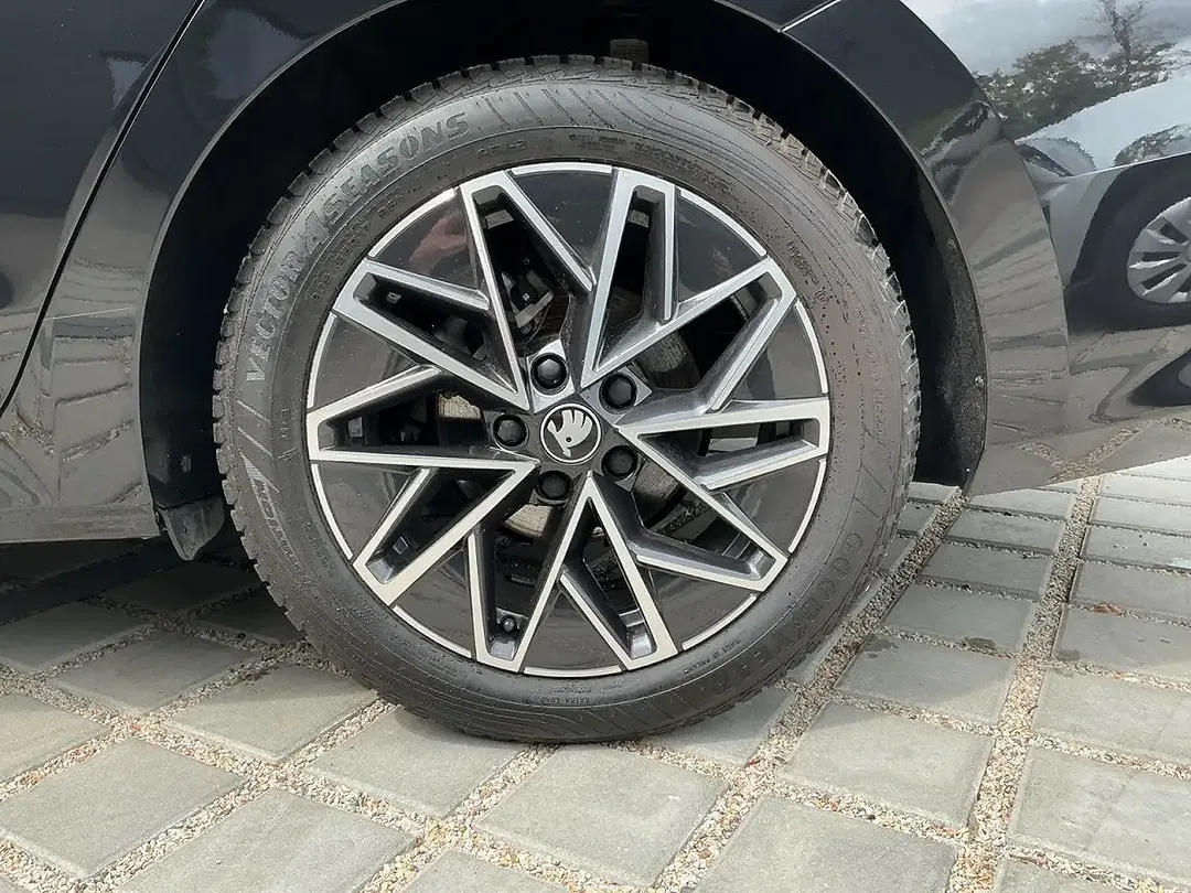 Skoda Octavia - Thumbnail 13