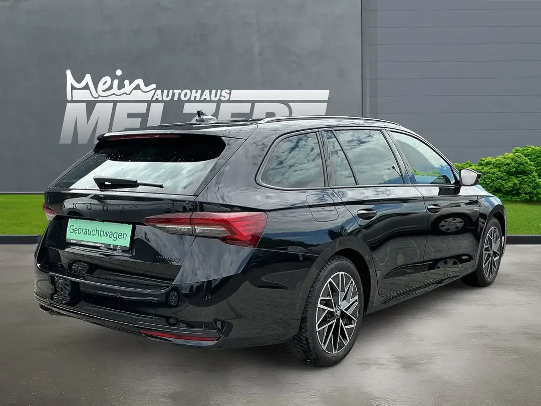 Skoda Octavia - Thumbnail 2
