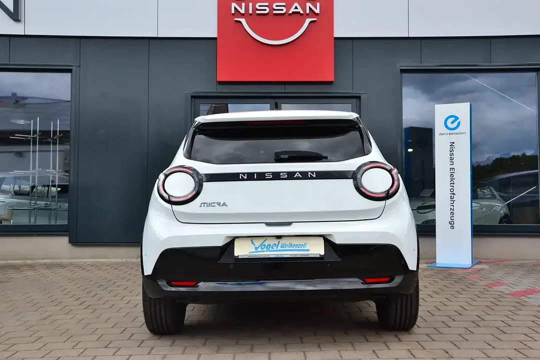 Nissan Micra - Thumbnail 10