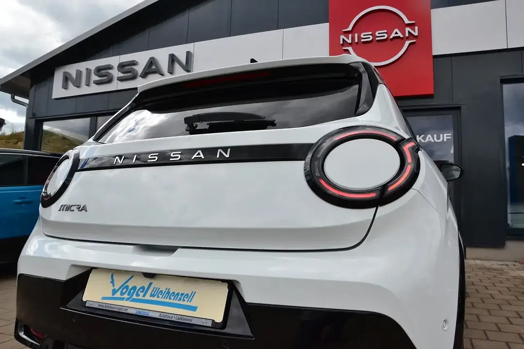 Nissan Micra - Thumbnail 11