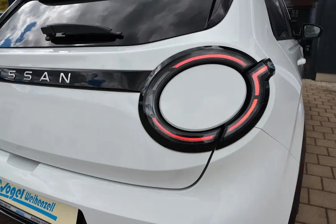 Nissan Micra - Thumbnail 12