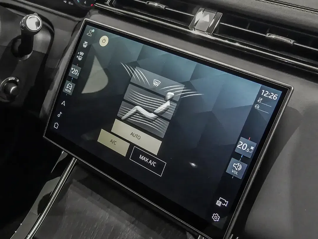 Land Rover Range Rover Velar - Thumbnail 14