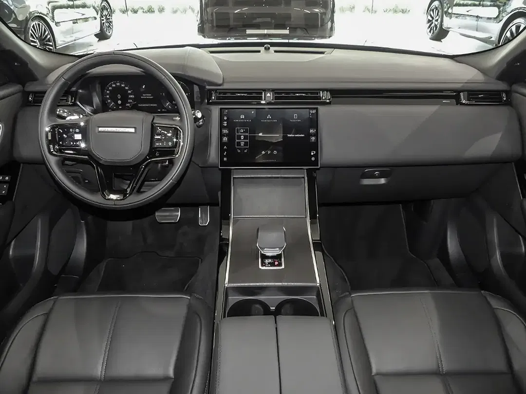 Land Rover Range Rover Velar - Thumbnail 4