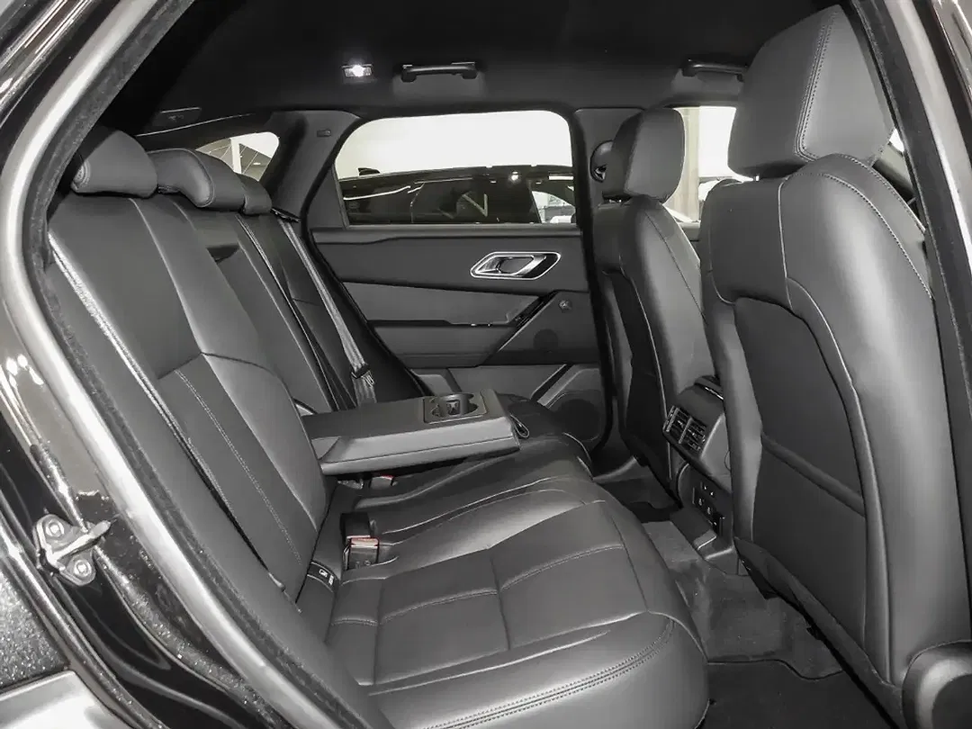 Land Rover Range Rover Velar - Thumbnail 5