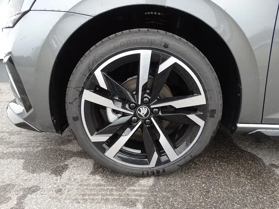 Skoda Scala - Thumbnail 14