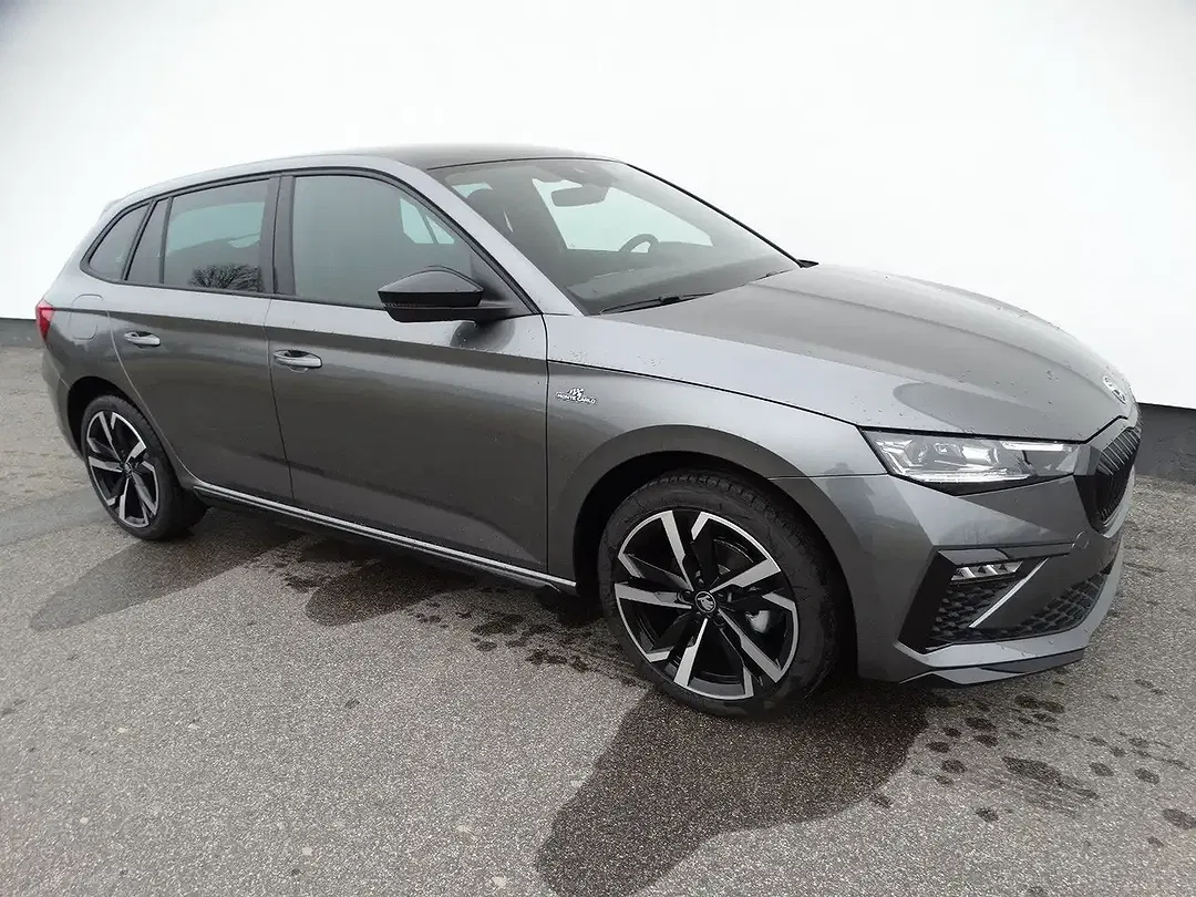 Skoda Scala - Thumbnail 2