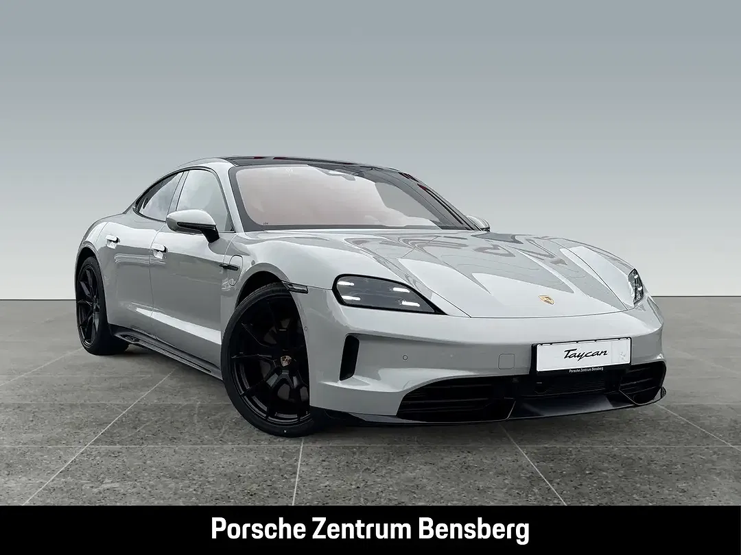 Porsche Taycan - Thumbnail 6