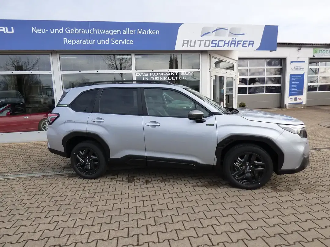 Subaru Forester - Thumbnail 4