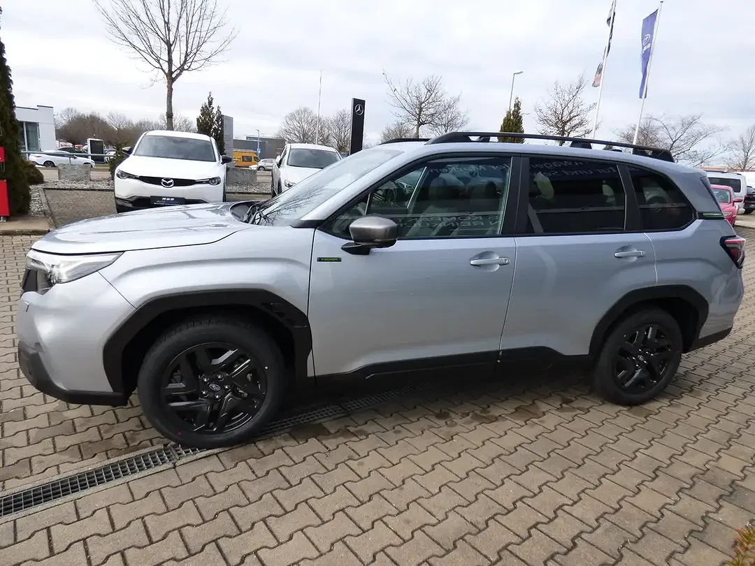 Subaru Forester - Thumbnail 8