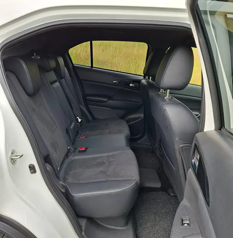 Mitsubishi Eclipse Cross - Thumbnail 10