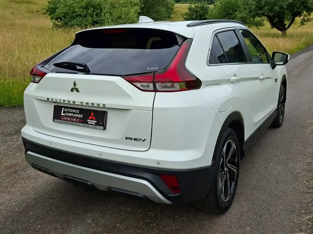 Mitsubishi Eclipse Cross - Thumbnail 9