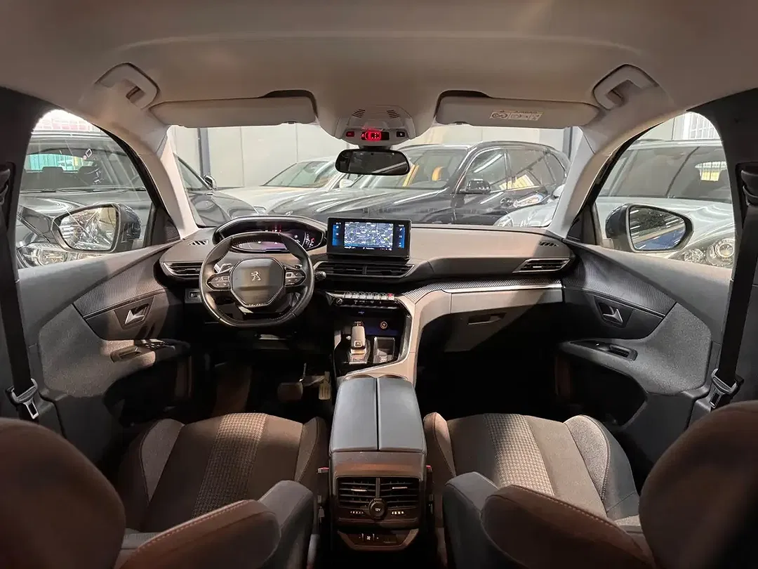 Peugeot 5008 - Thumbnail 12