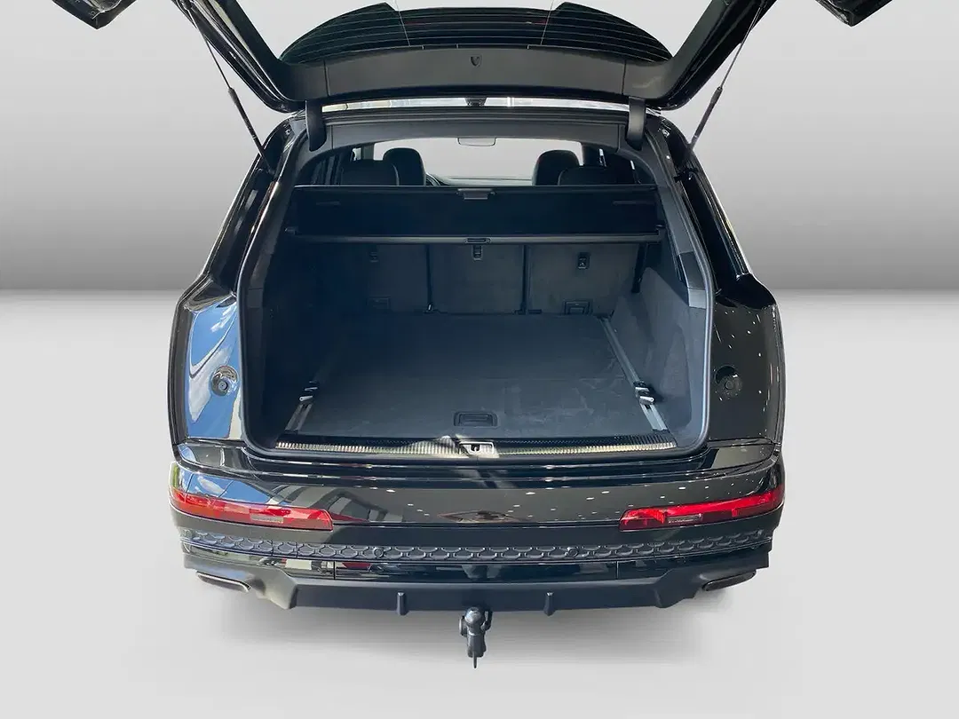 Audi Q7 - Thumbnail 11