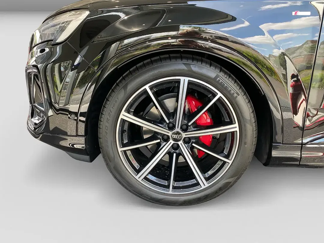Audi Q7 - Thumbnail 4