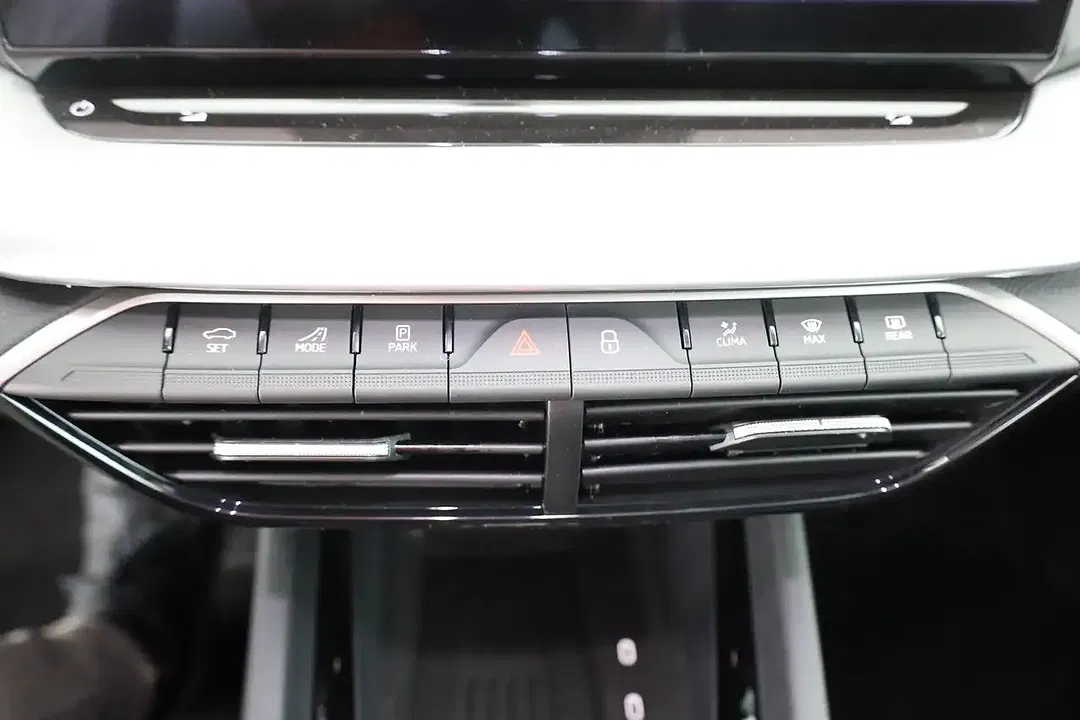 Skoda Octavia - Thumbnail 11
