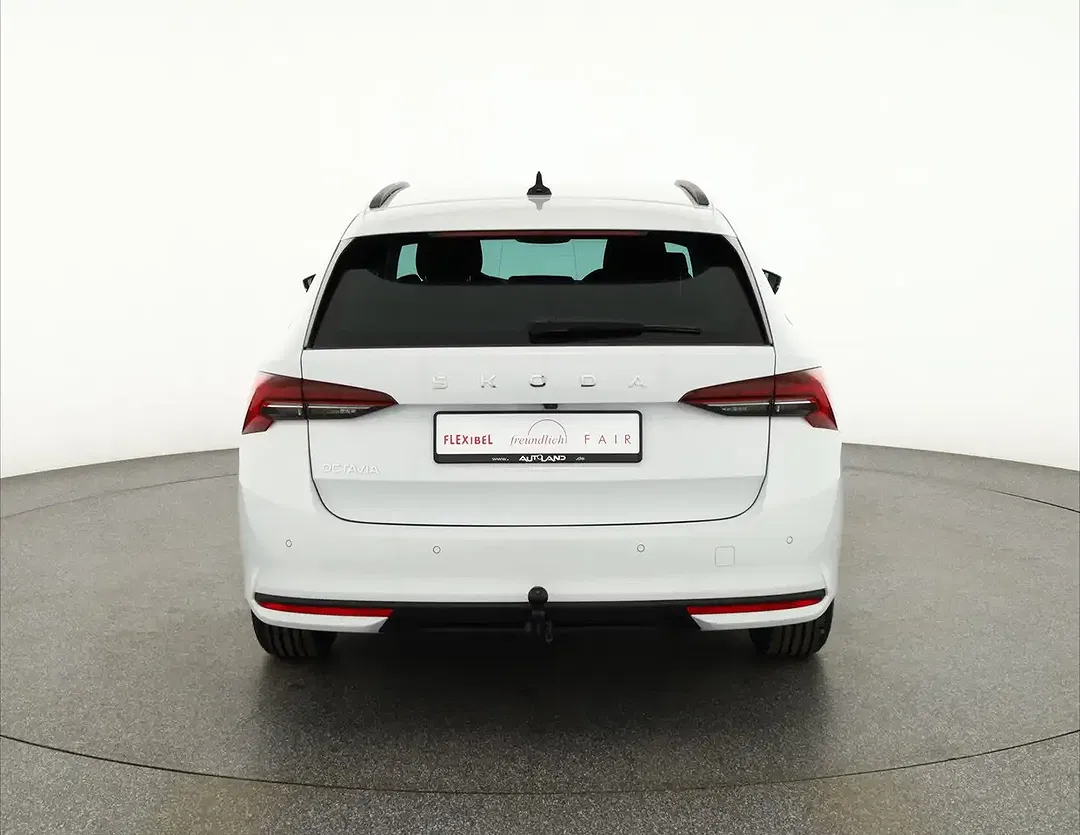 Skoda Octavia - Thumbnail 3