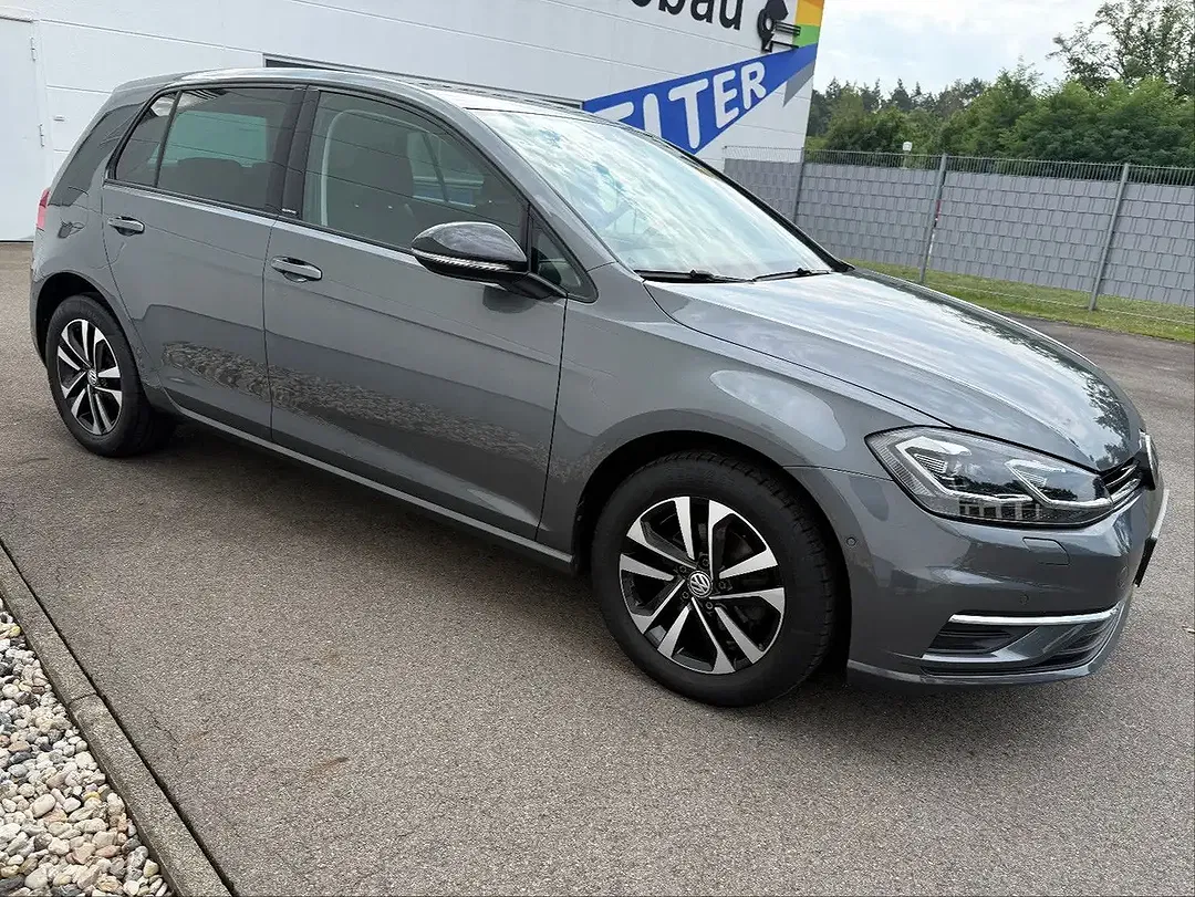 Volkswagen Golf - Thumbnail 8
