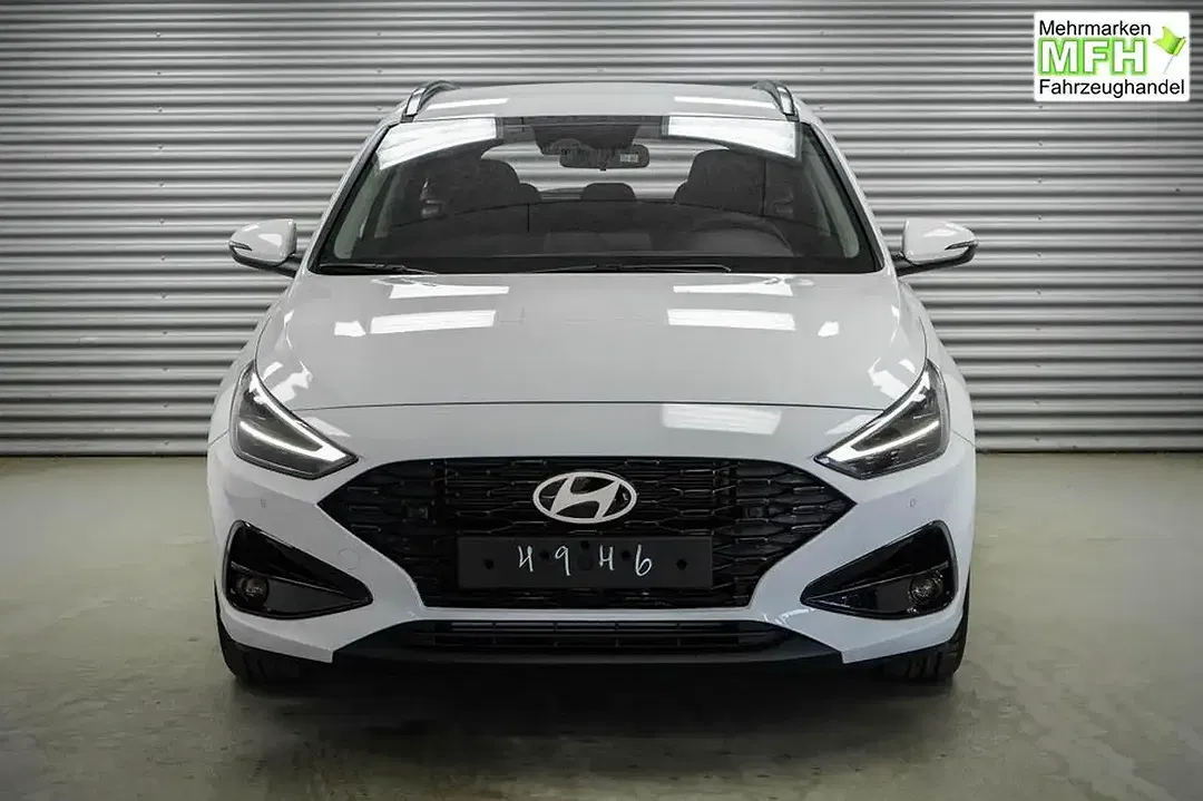 Hyundai i30 - Thumbnail 2