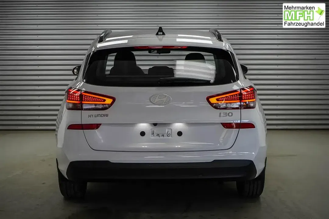 Hyundai i30 - Thumbnail 4
