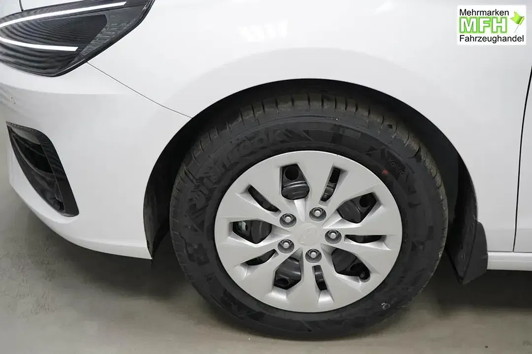 Hyundai i30 - Thumbnail 5