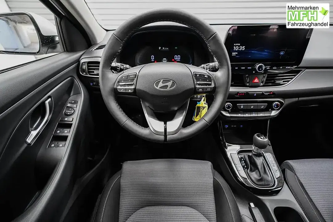 Hyundai i30 - Thumbnail 8