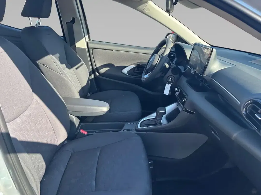 Mazda 2 - Thumbnail 11