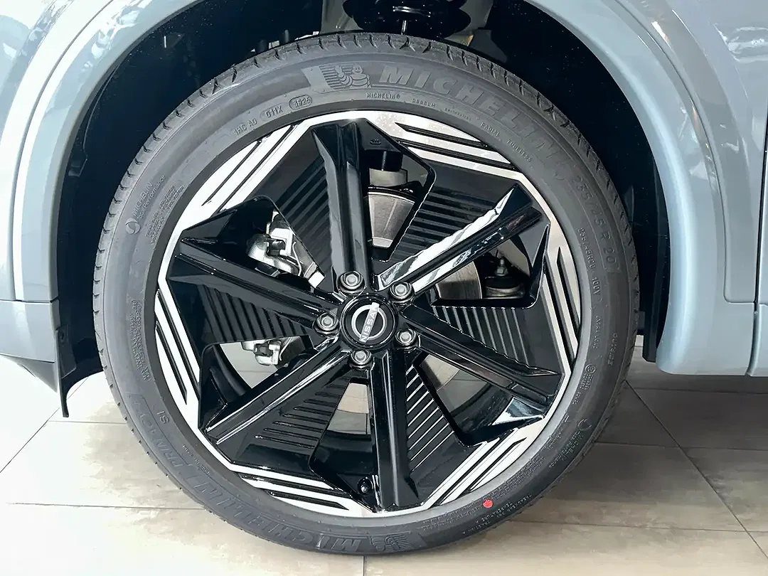 Nissan Qashqai - Thumbnail 6