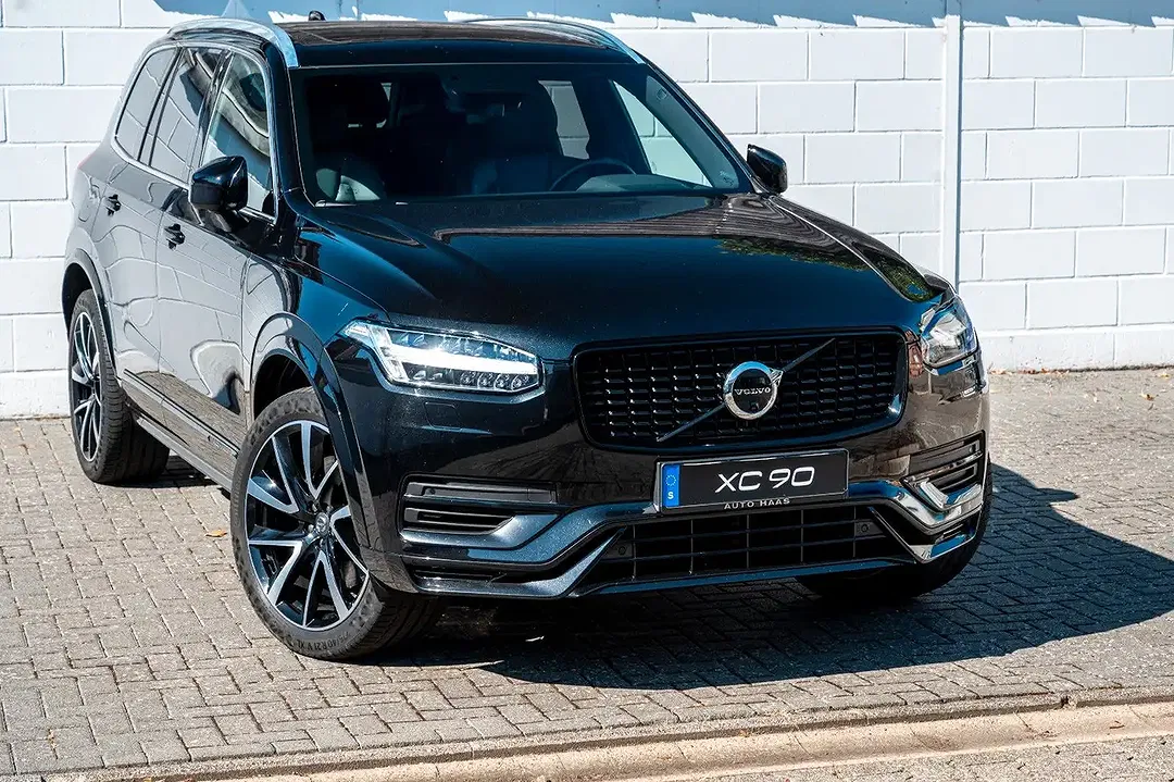 Volvo XC90 T8 PHEV AWD Recharge Inscription Expression