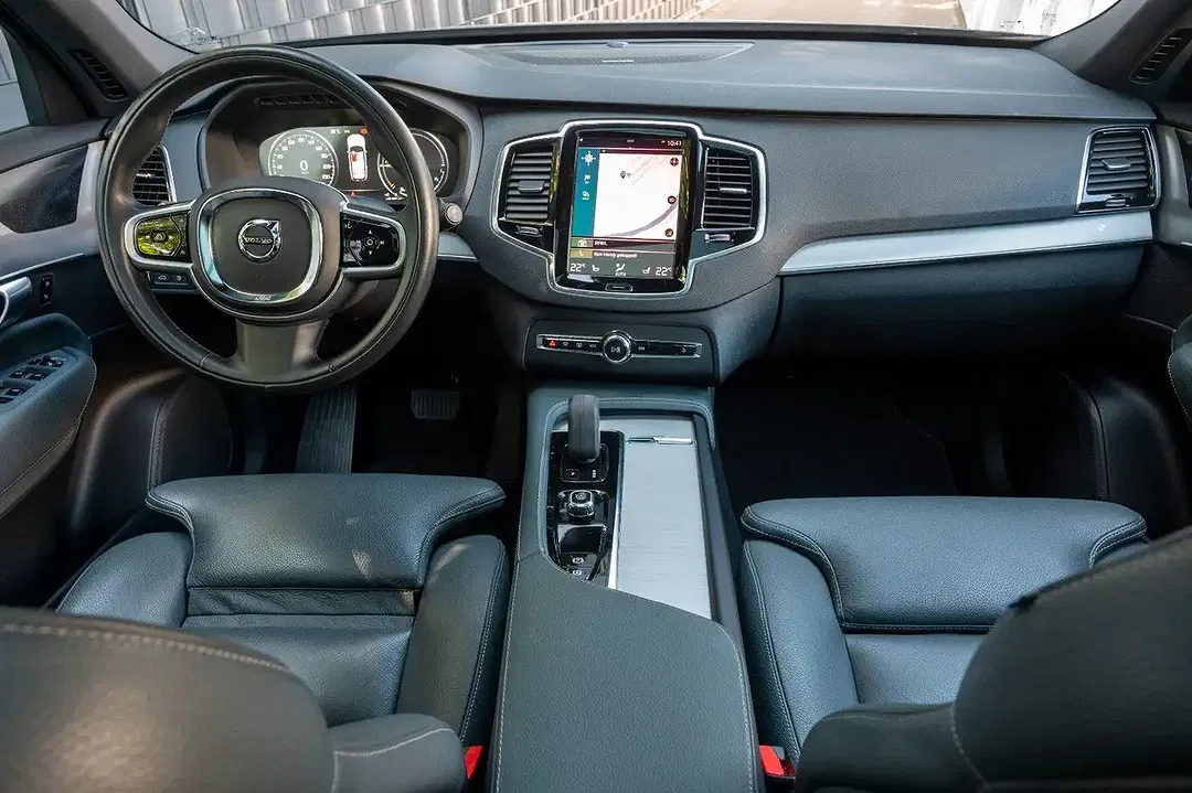 Volvo XC90 - Thumbnail 10