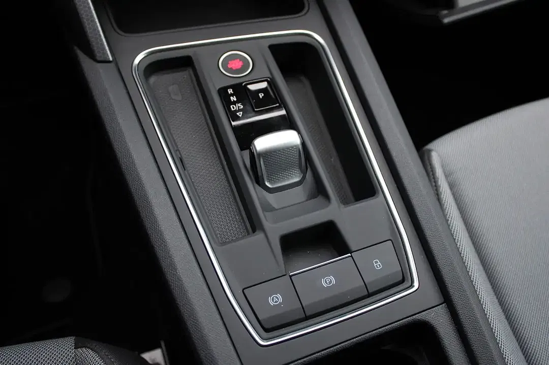 SEAT Leon - Thumbnail 15