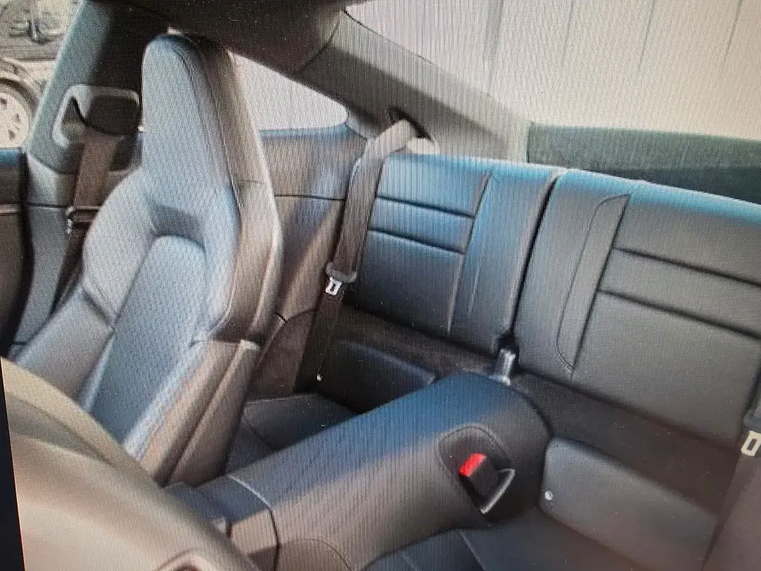 Porsche 992 - Thumbnail 11