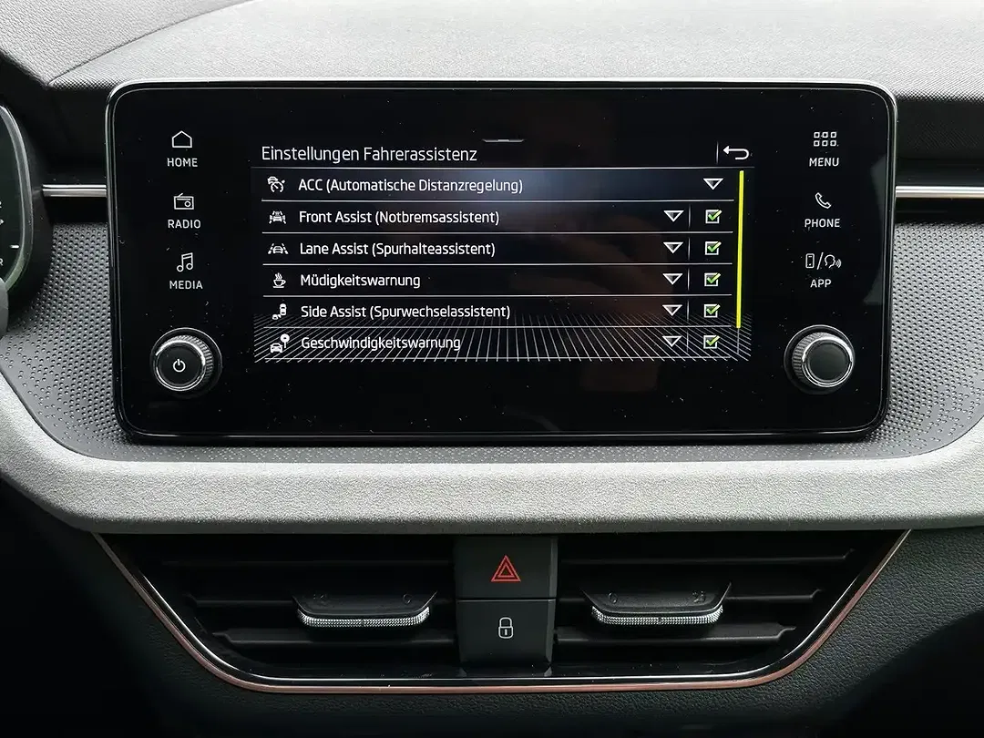 Skoda Kamiq - Thumbnail 33