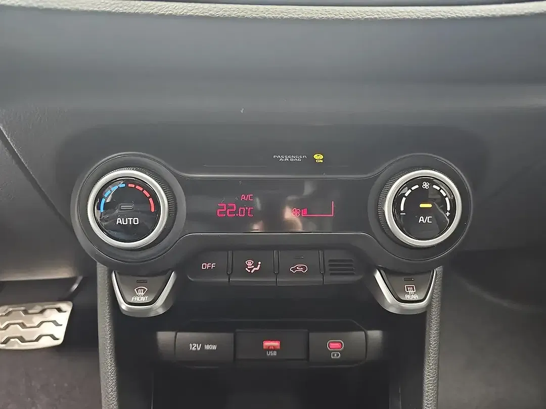 Kia Picanto - Thumbnail 11