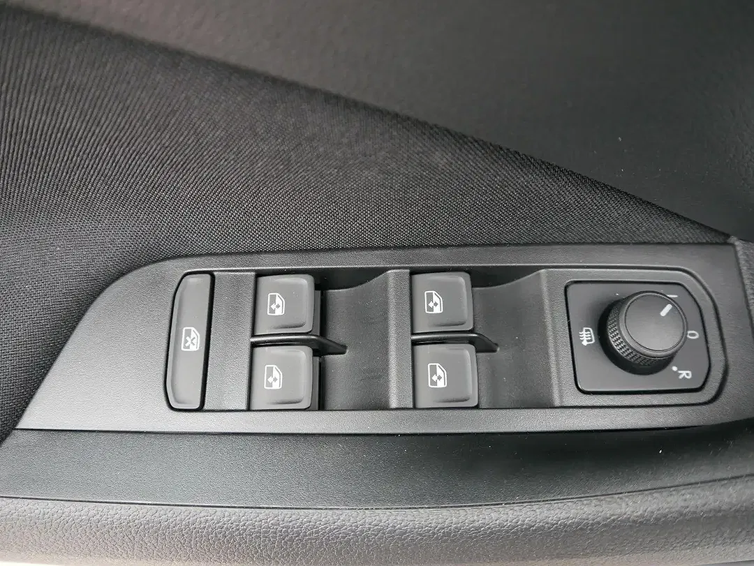 Skoda Scala - Thumbnail 10