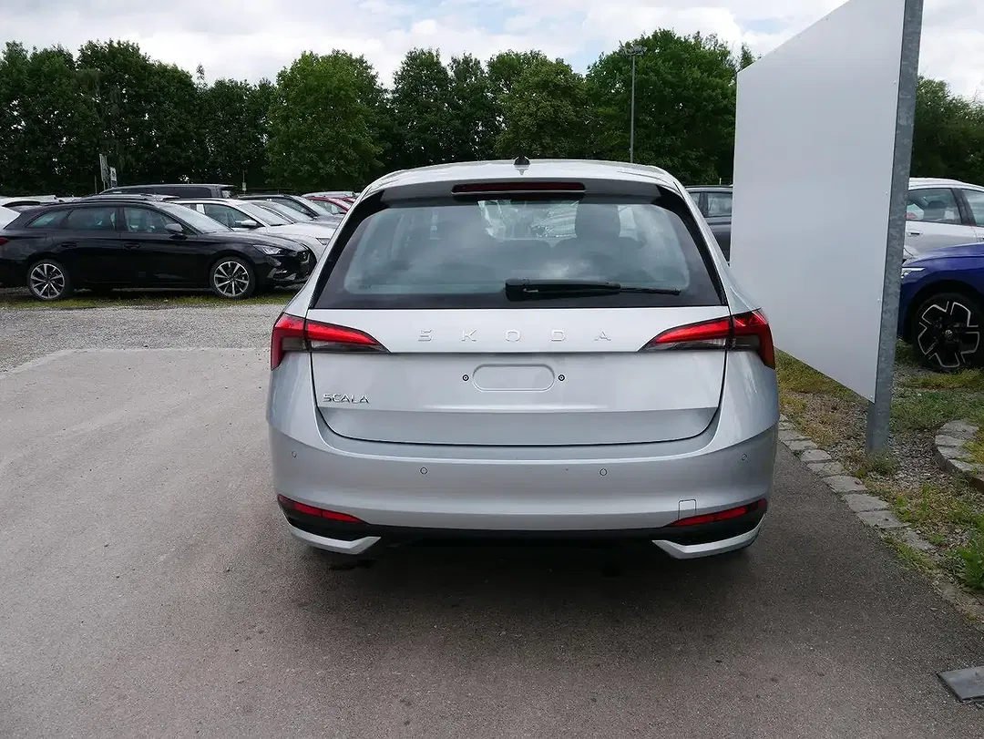 Skoda Scala - Thumbnail 3
