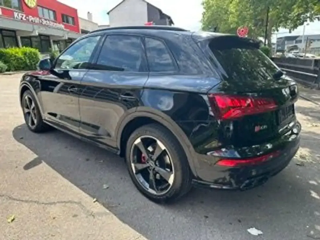 Audi SQ5 - Thumbnail 3