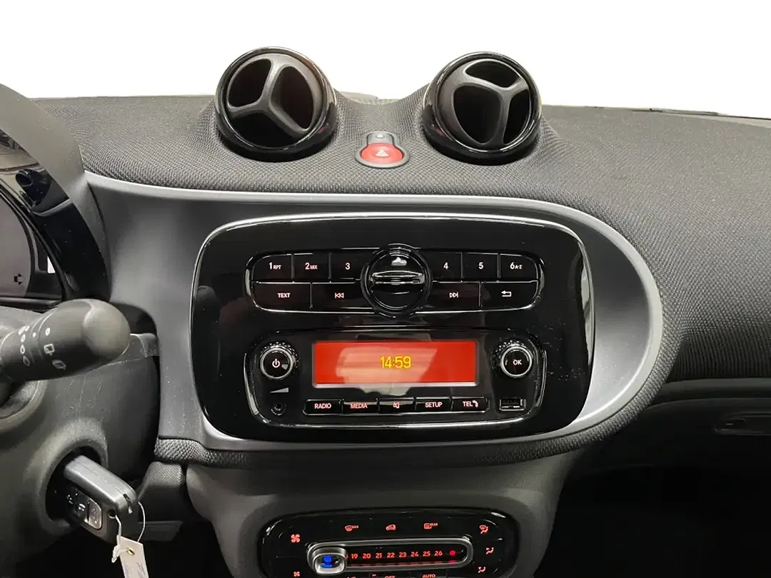 smart forTwo - Thumbnail 11