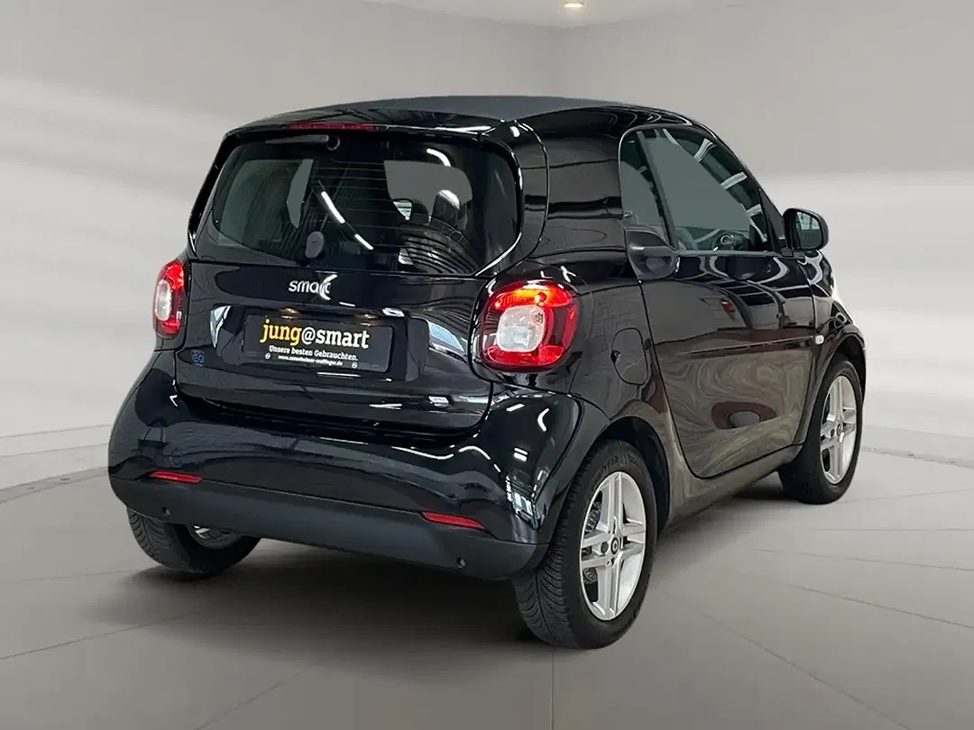 smart forTwo - Thumbnail 2