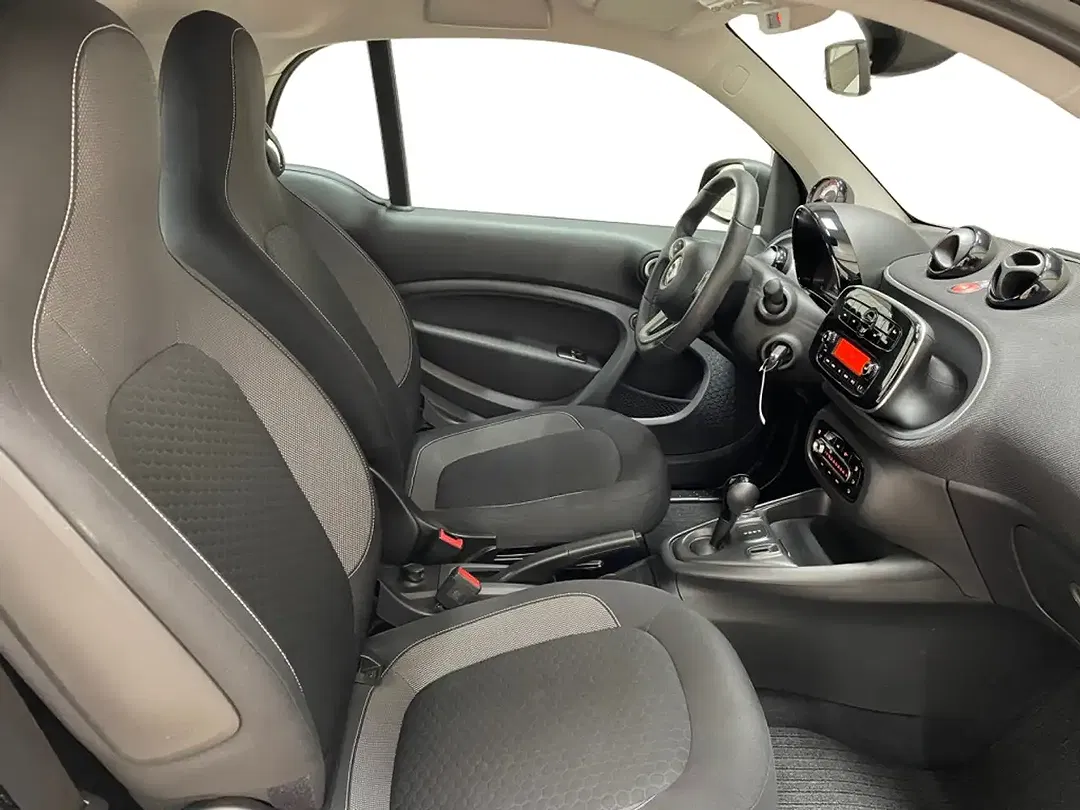 smart forTwo - Thumbnail 3