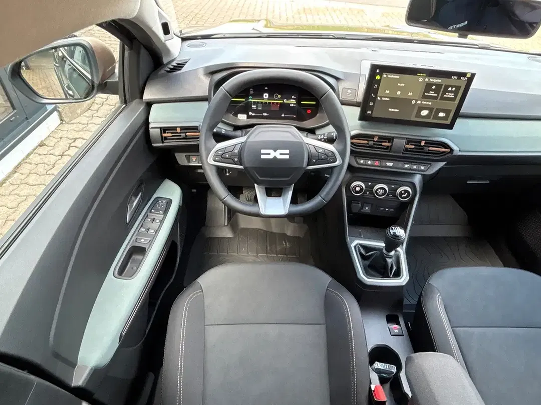 Dacia Sandero - Thumbnail 11