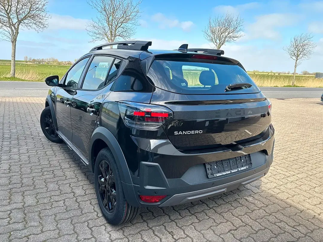 Dacia Sandero - Thumbnail 3