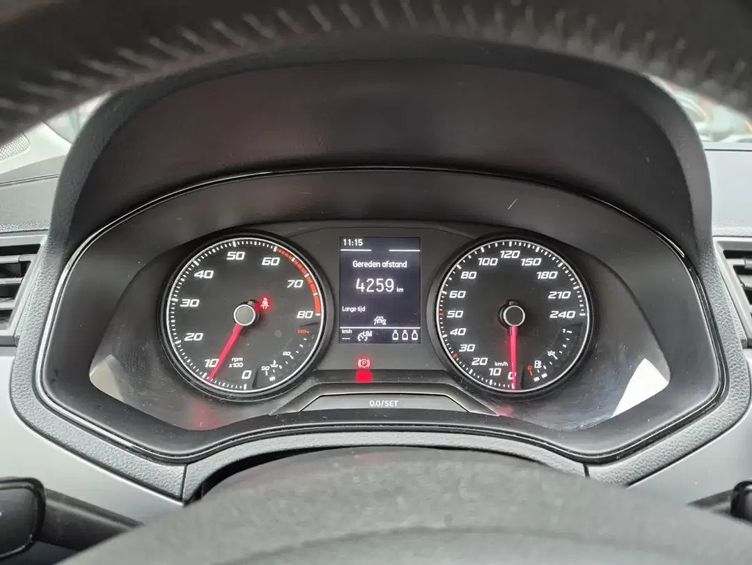 SEAT Ibiza - Thumbnail 10