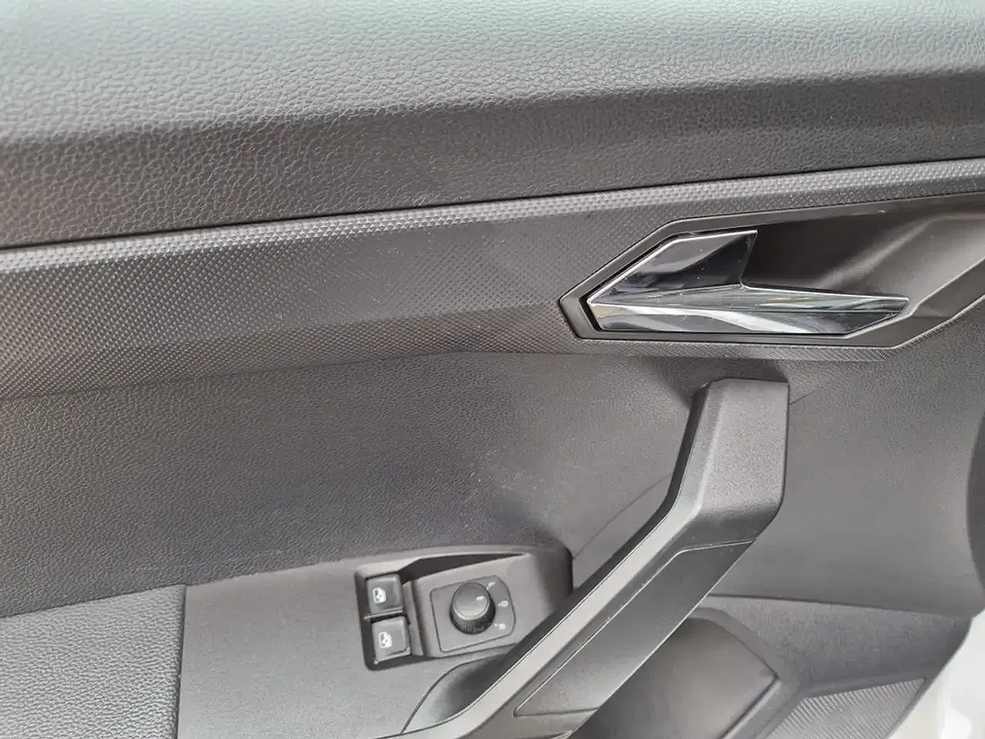 SEAT Ibiza - Thumbnail 15