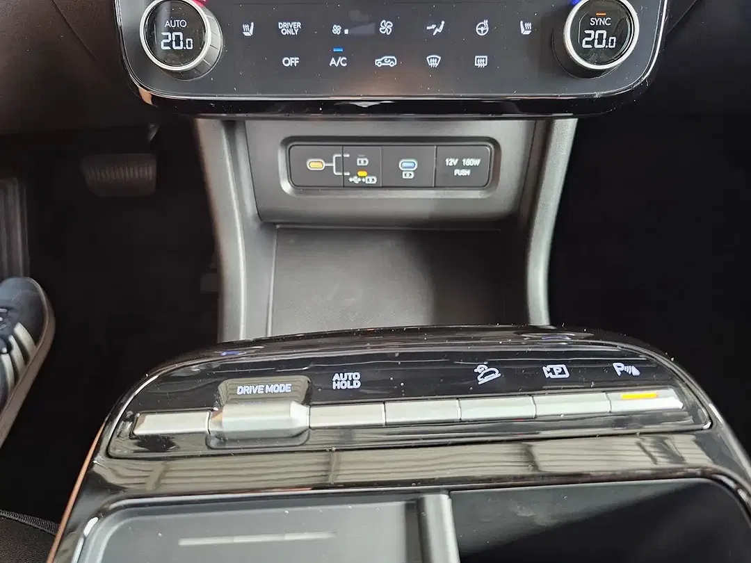 Hyundai TUCSON - Thumbnail 14