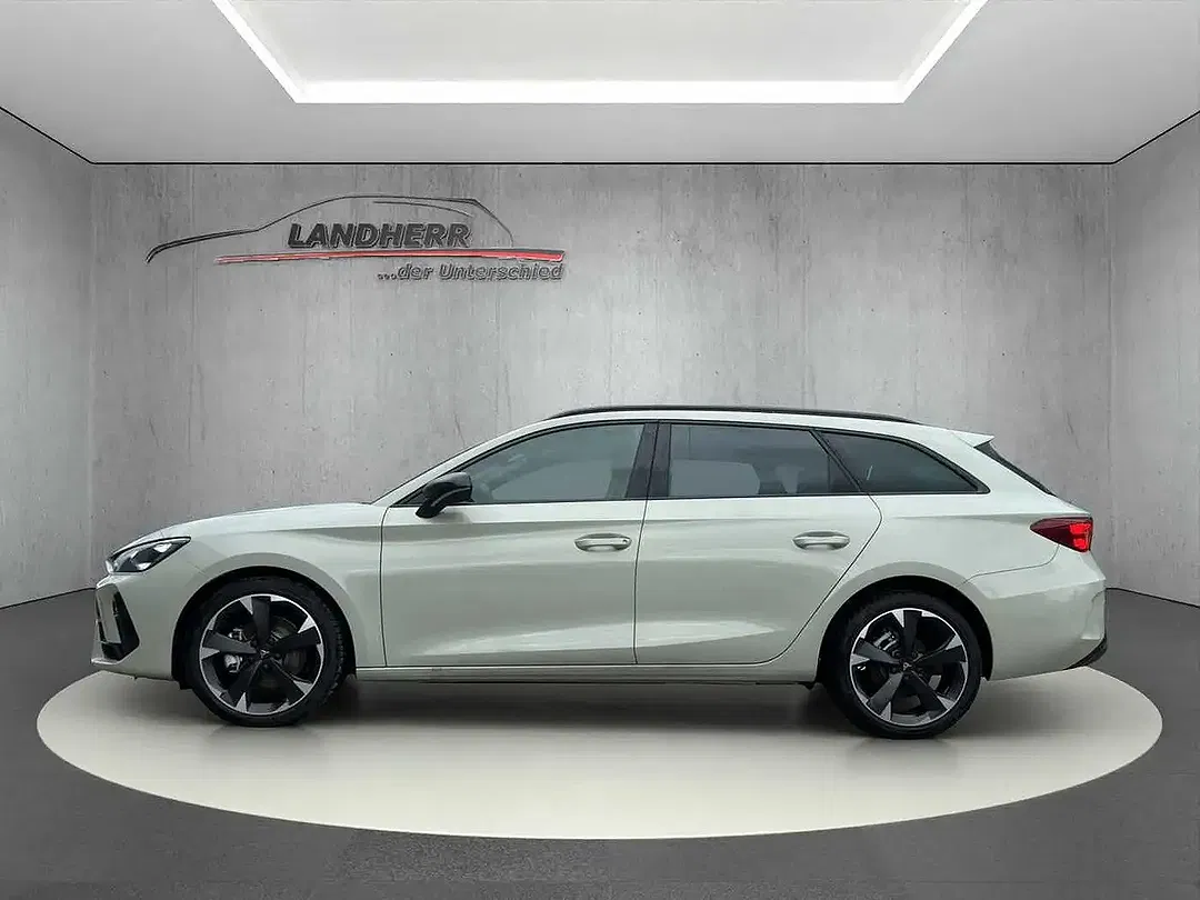 CUPRA Leon - Thumbnail 2