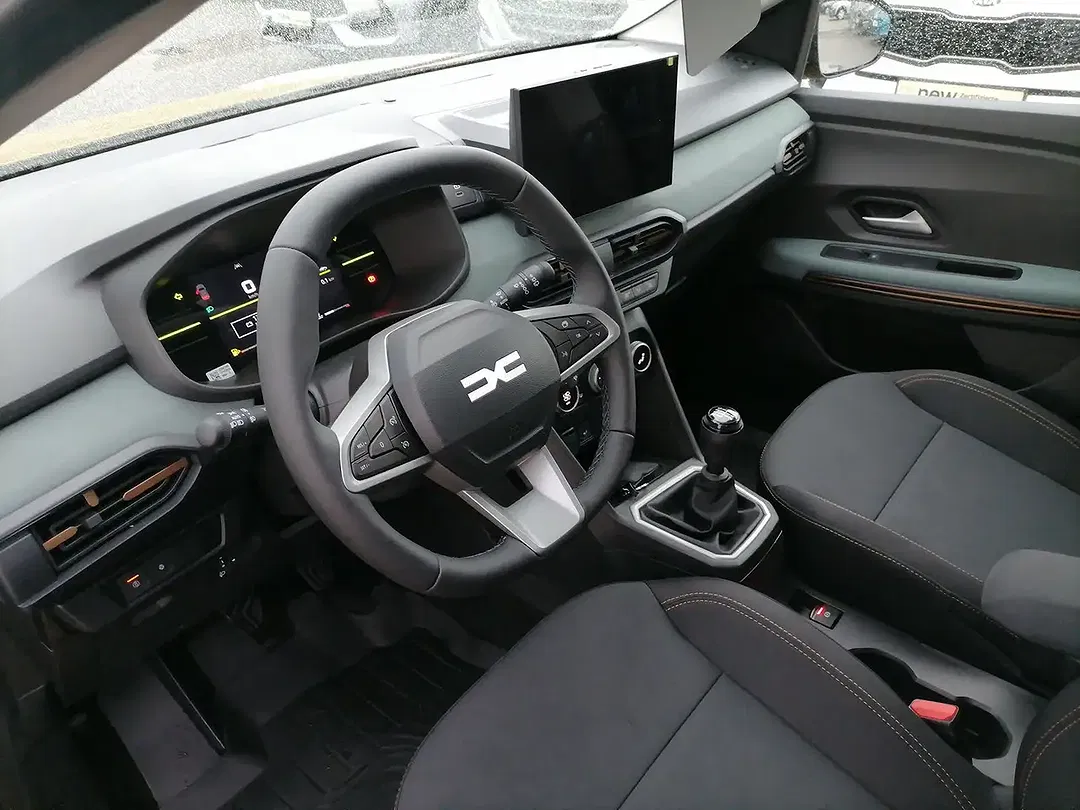Dacia Sandero - Thumbnail 14