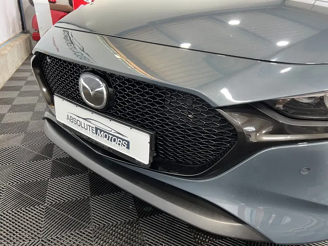 Mazda 3 - Thumbnail 10